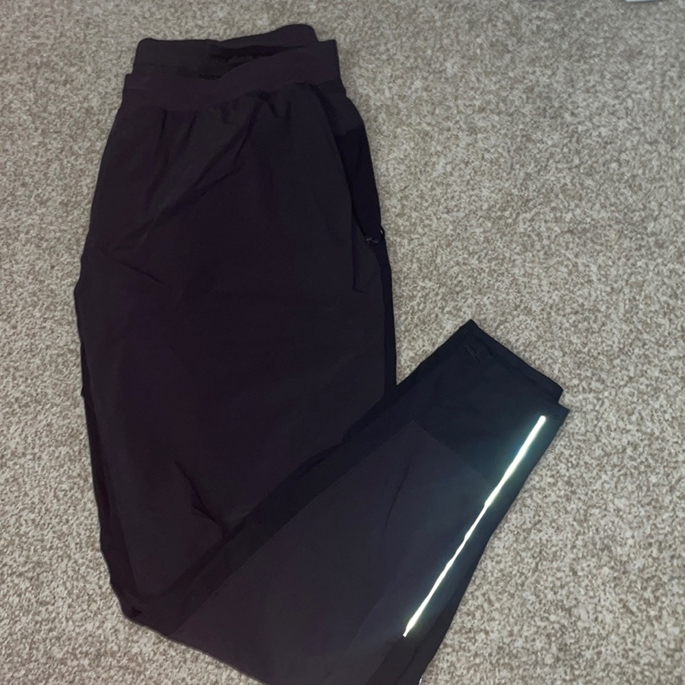 Lululemon pants